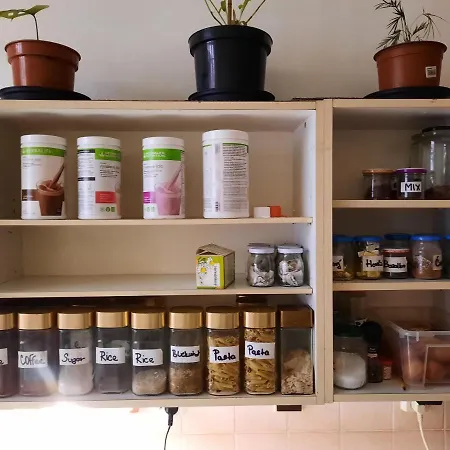 Downtown Minimalistic In Flatshare Homestay