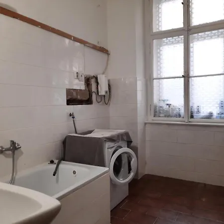 Downtown Minimalistic In Flatshare منزل للإقامة براغ